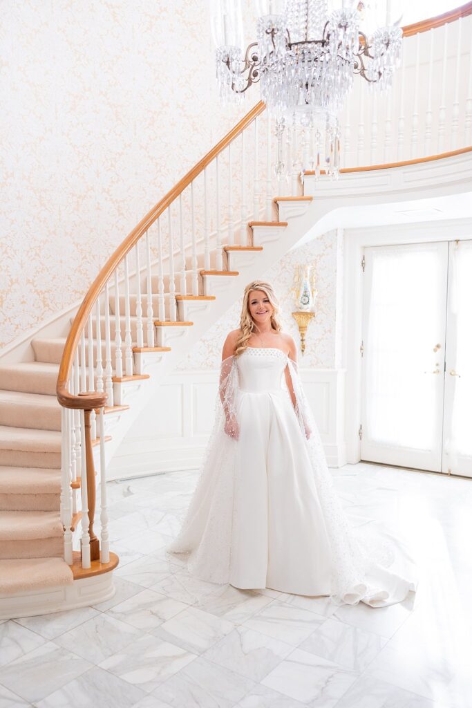 Greenville's Abney Hall: A Bridal Portrait Paradise